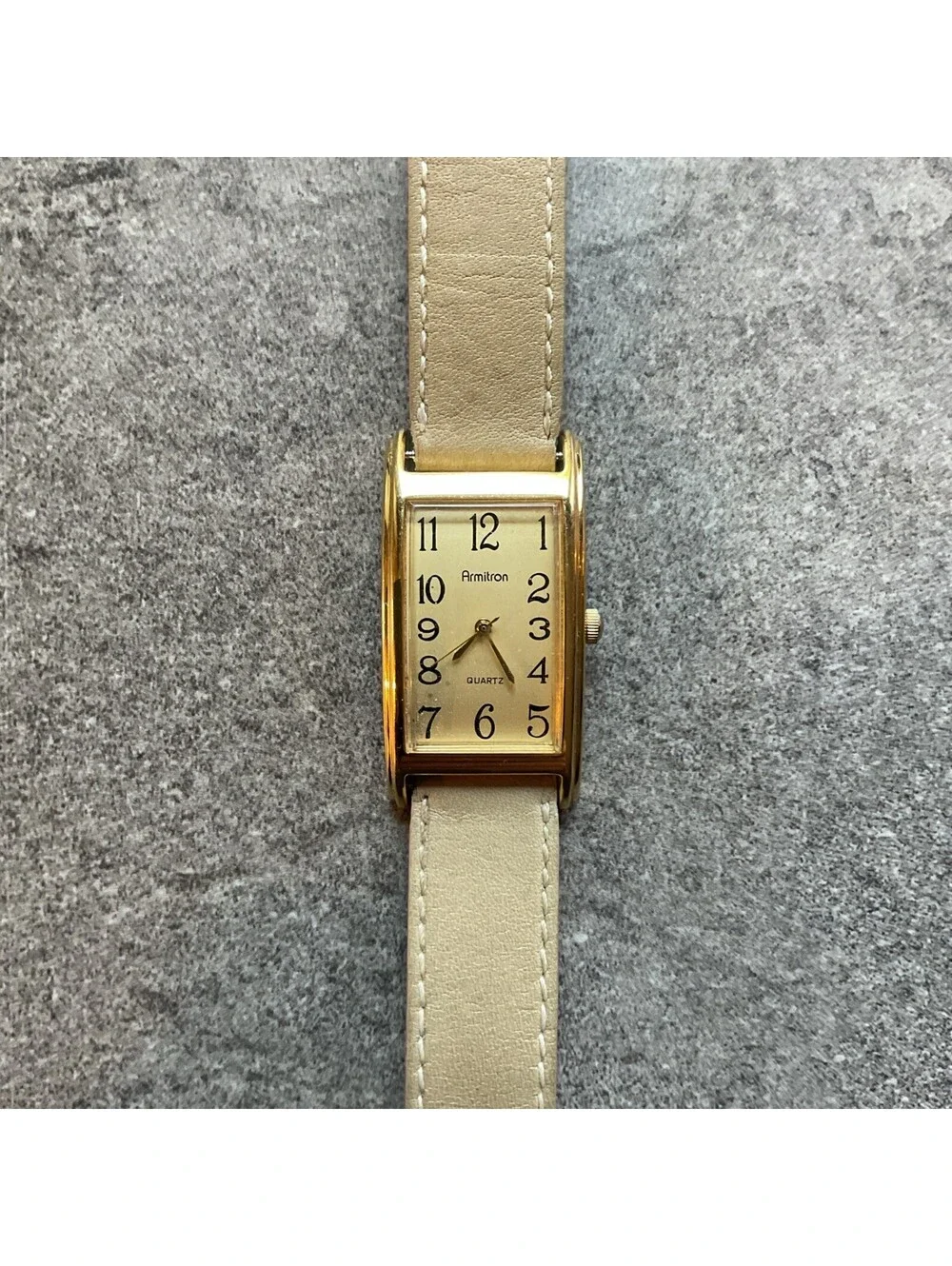 Rare Vintage Armitron 20/2102 23mm Curved Case Women's Watch Leather Band B-E